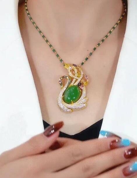 Collier de diamant solide en pierre des yeux du chat