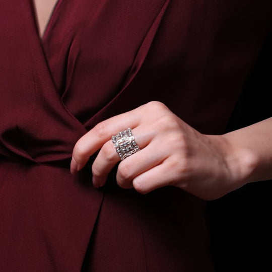 🖤Black Friday Sale:50% OFF🖤Magic 2 in 1 Foldable Ring Bracelet🎅