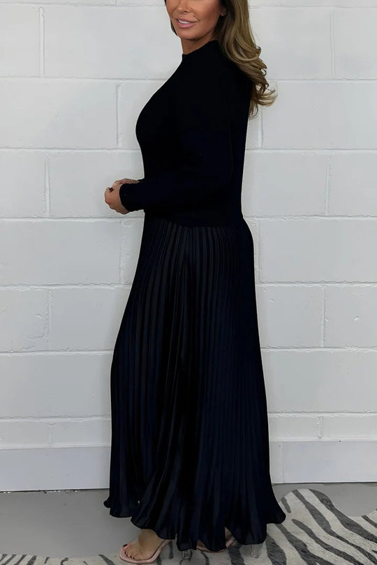👗Women’s Stylish and Elegant Round-neck Pleated Dress