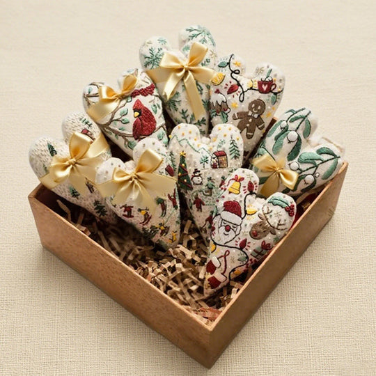 ✨New Arrival✨Heart-Shaped Hand Embroidered Christmas Kit