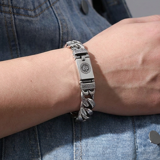 💿 FLASH SALE: 30% OFF! 🕉️ Retro Mantra Bracelet for Men – Six Engraved Syllables & Vintage Silver Finish – Double Chain, 18–22 cm for a Spiritual Style ✨