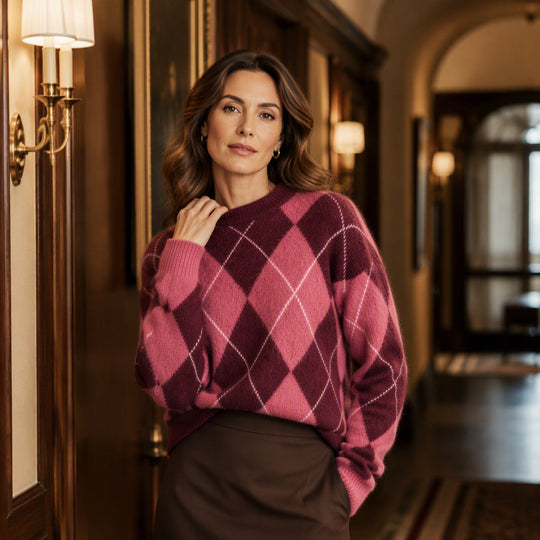 ⏰ Last Day of Sale – 50% OFF ✨Women's Comfortable Knitted Sweater with Retro Argyle Pattern